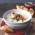 Květáková polévka s křupavou slaninou