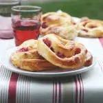 Kynuté šneky s malinami