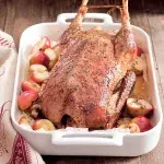 Pečená husa s jablky & bramborové knedlíčky