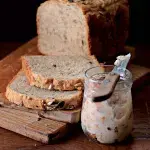 pivní chléb se škvarky