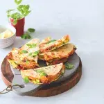 Quesadilly s chorizem a cuketami