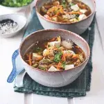 Asijská polévka s hlívou ústřičnou