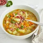 Bramborová polévka se slaninou