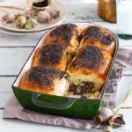 Buchty se šimlem sypané mákem