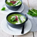 Chřestová polévka se špenátem