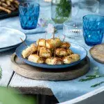 Jednohubky s fetou a sezamem