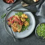 Kotlety s rebarborovou omáčkou