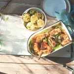 Králík na smetaně a rozmarýnu s bylinkovými knedlíky