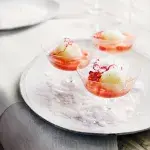 Limetový sorbet s rebarborovým kompotem