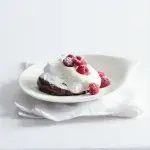 Pavlovy s čokoládou a malinami