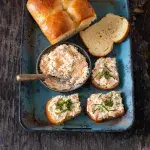 Pestrá pomazánka s mrkví