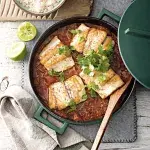 Pikantní ryba v rajčatové omáčce s rýží