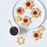 Pistáciové linecké cukroví