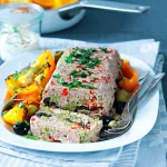 Sekaná s paprikami a olivami