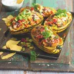 Špagetová dýně plněná ve stylu tacos