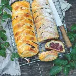 Švestkový závin