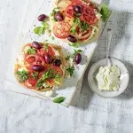Tvaroh à la feta s rajčaty a bazalkou