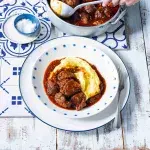 Vepřová líčka s rebarborou