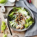 Waldorfský salát s kuřecím masem