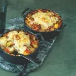 Zapečená pohanka se zeleninou a smetanou