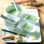 Špenátová polévka s parmazánem