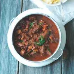 Srnčí ragú na víně