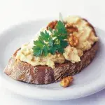 Fazolová pomazánka s ořechy