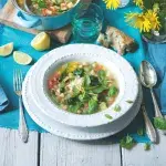 Zelená minestrone s cizrnou a citronem