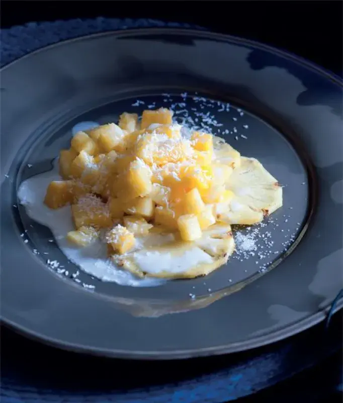 Tatarák z manga, ananasu a kokosu