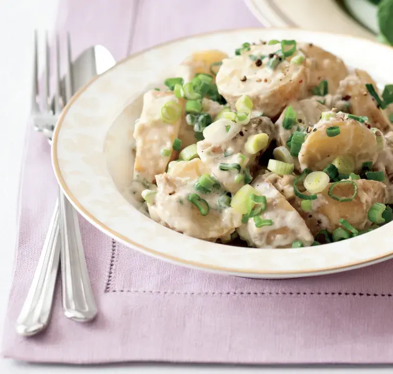  Bramborový salát s ančovičkami a citronovou šťávou