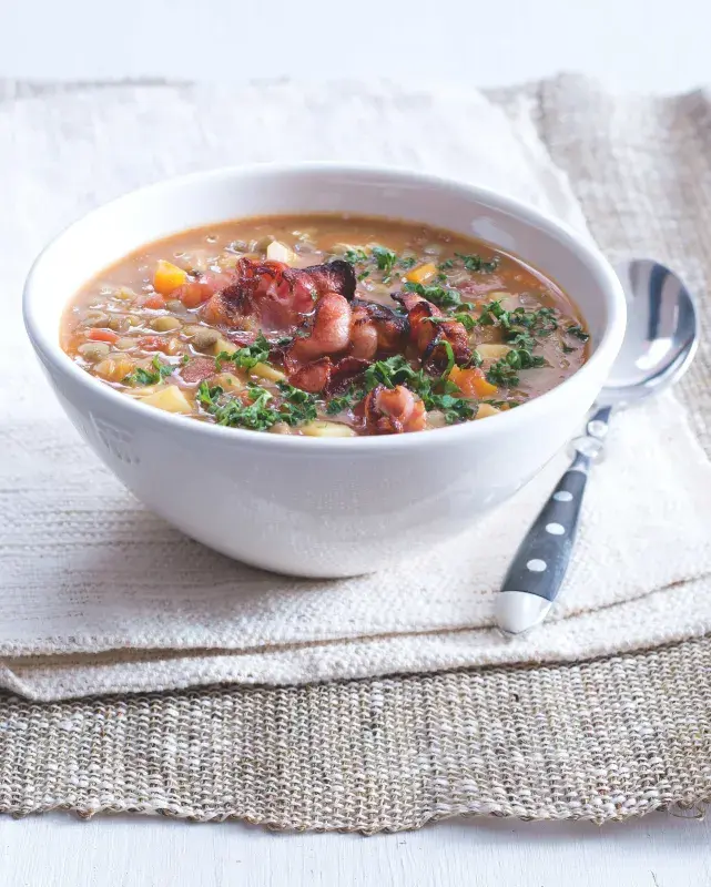 Hustá čočková polévka