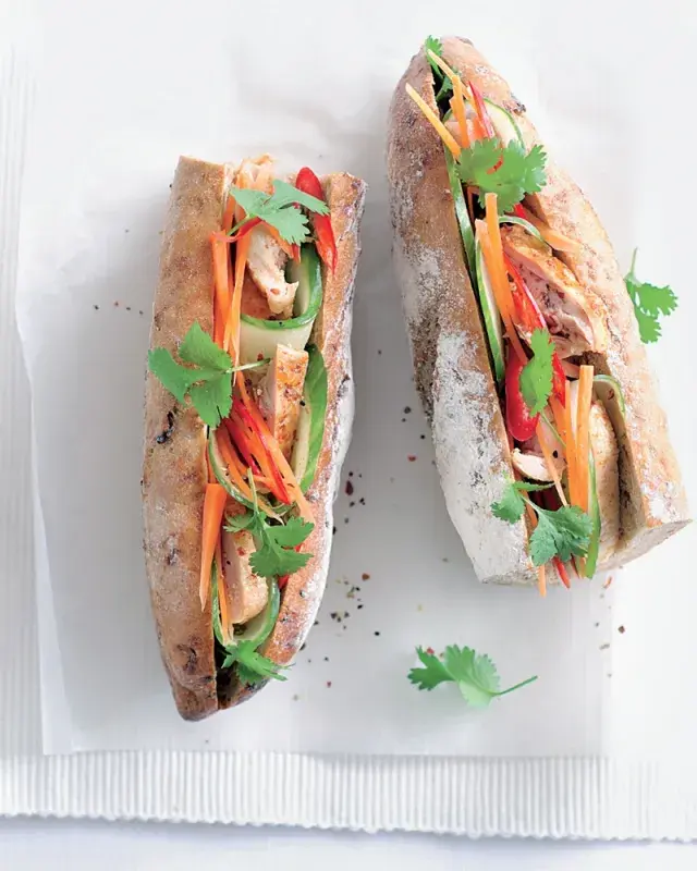 Kuřecí sendvič po vietnamsku