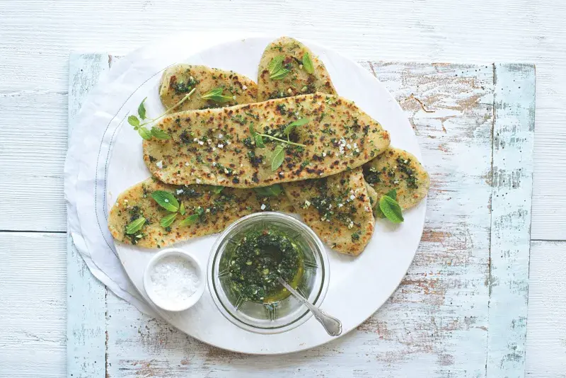 Křupavé placky & pesto z máty