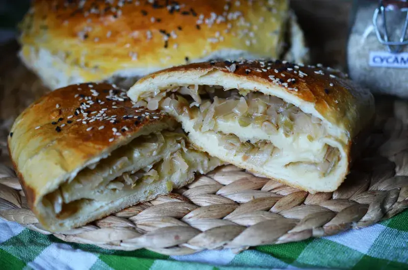 Závin s kysaným zelím - Tradiční burharská kuchyně