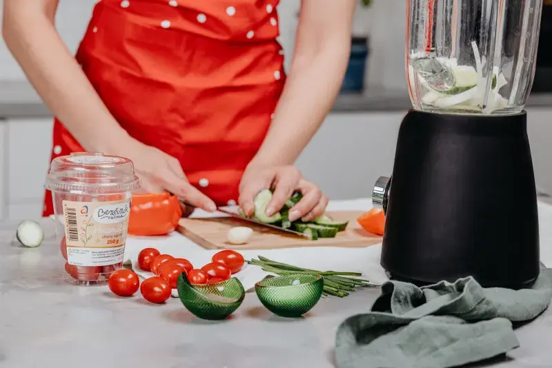 Ovoce a zelenina by měly tvořit polovinu talíře