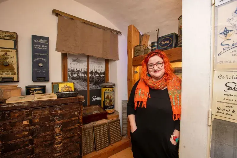 Lada Bartošová v Muzeu čokolády, které je prý nejmenší na světě