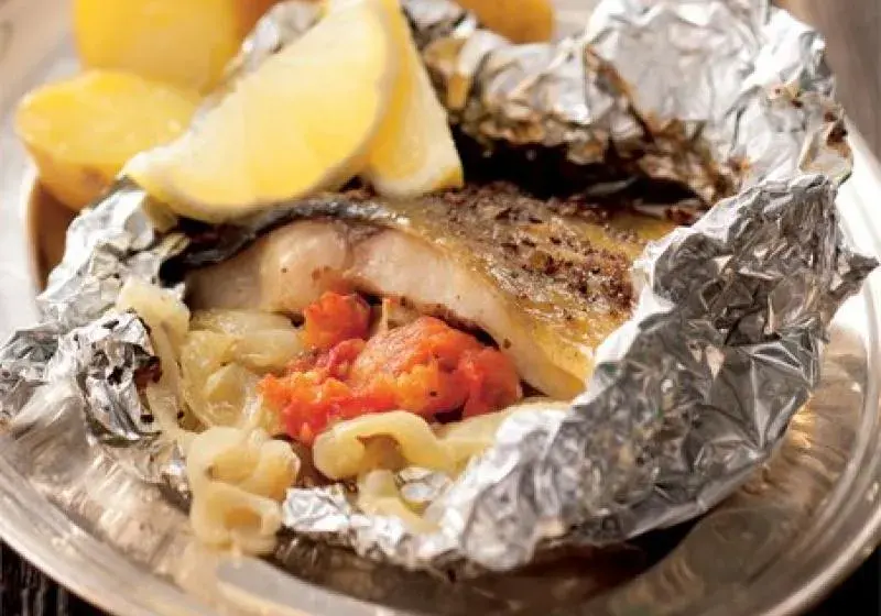 Kapr v alobalu se zeleninou