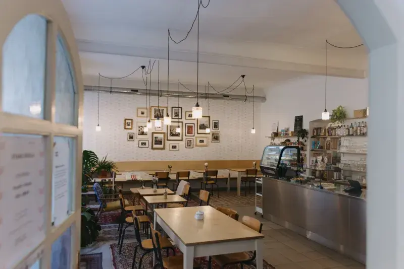 Kavárna Stará škola Elpida