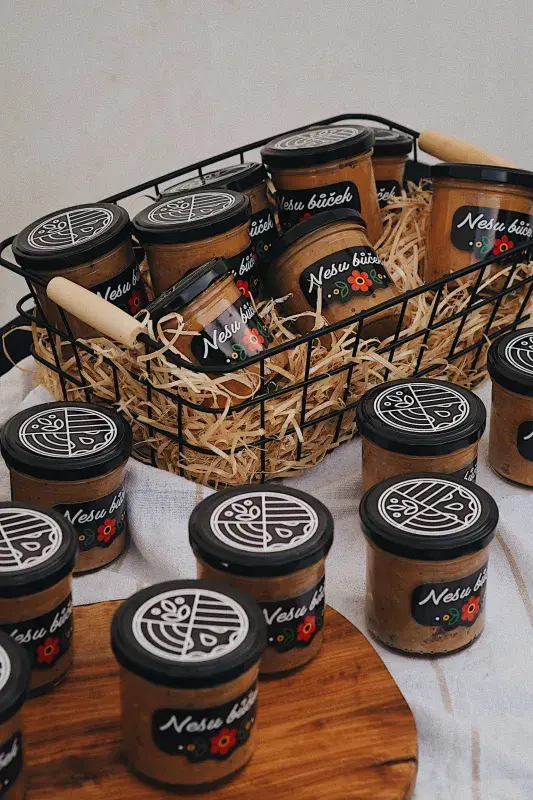 Bůčková pomazánka Kláry Chvojkové 