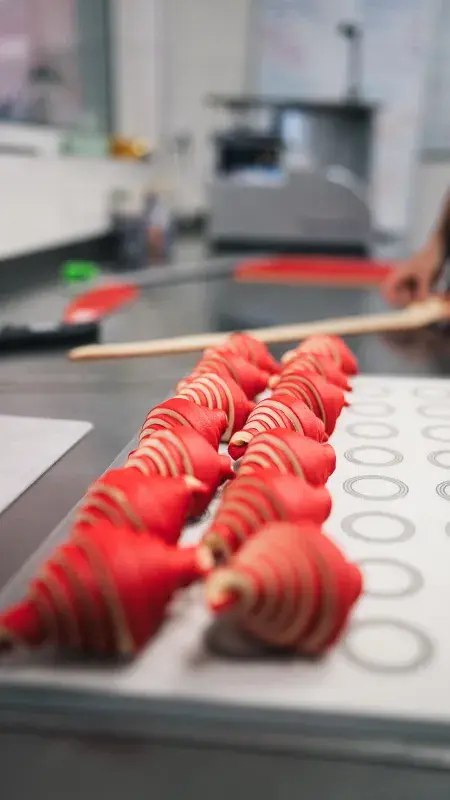 Malinový croissant z Cafe du Lac