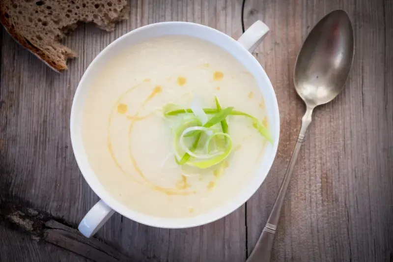 Polévka z bílého cřestu