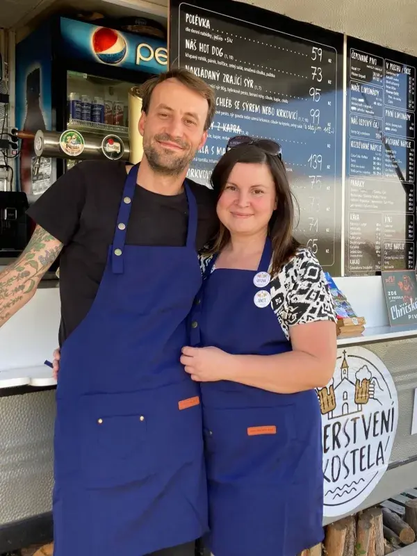 David a Aneta, majitelé Obžerstvení u kostela