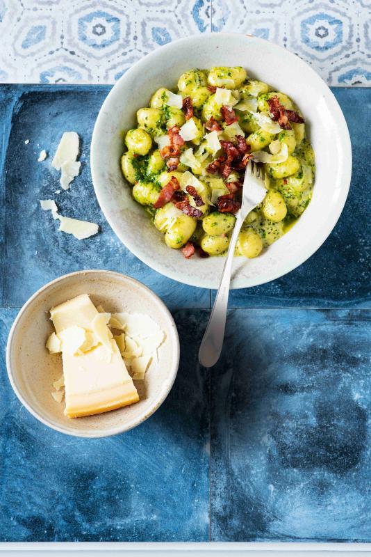 Gnocchi s pestem z medvědího česneku