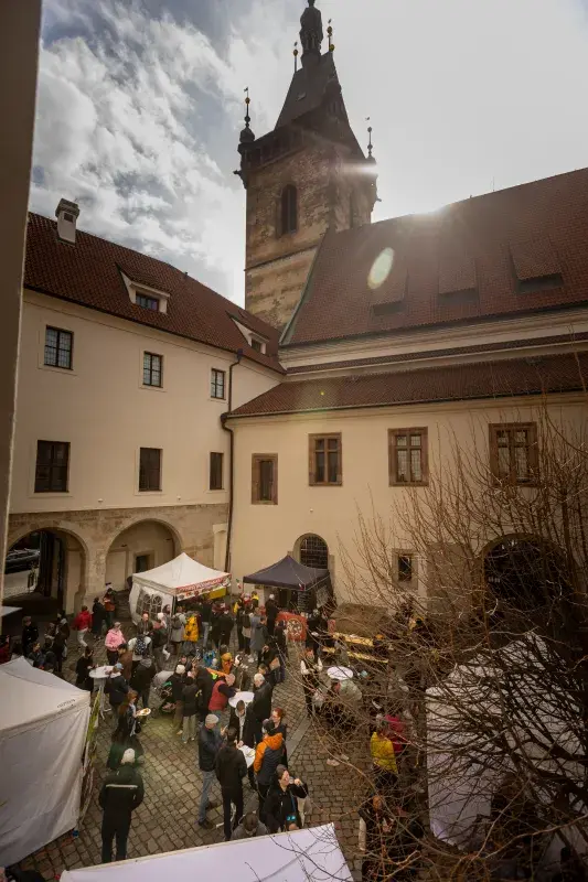 Festival delikátních chutí se koná u Novoměstské radnice (nyní 16. března)