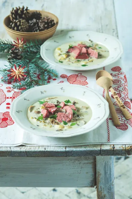 Houbová polévka nakyselo