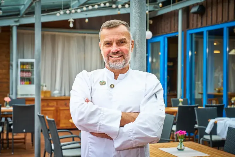 Hynek Vávra je naším šéfkuchařem měsíce června