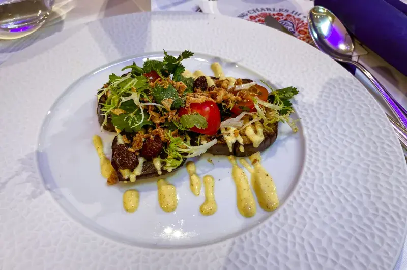 Korunovační lilek neboli Nadiya Hussain’s Aubergine