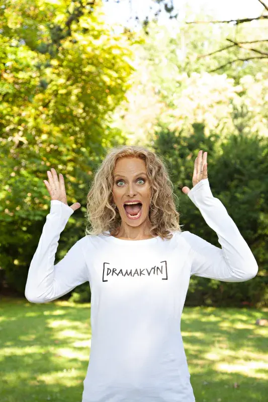 Je dramakvín? Snaží se občas i meditovat