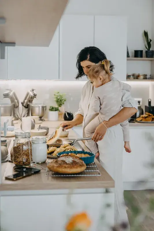 Ukazovat dětem, jak jíst neobyčejně obyčejně, Lucii baví