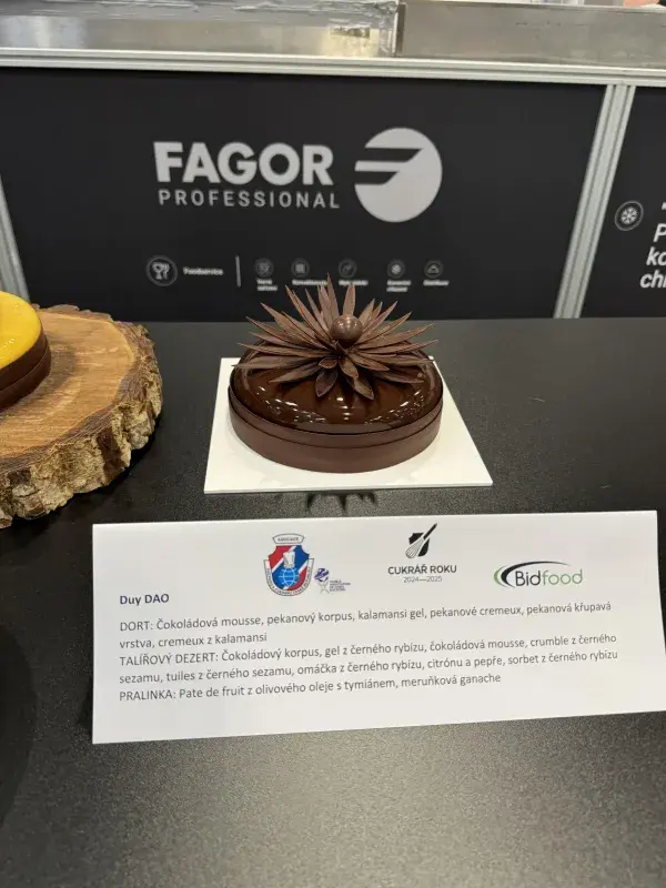 Dort soutěžícího Duye Dao